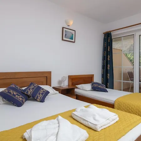 Garden Village Lejlighedshotel 2*