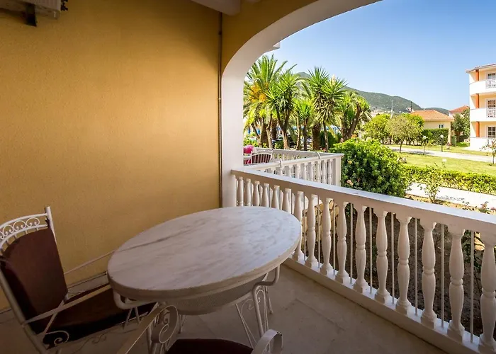 Apartmanhotel Garden Village