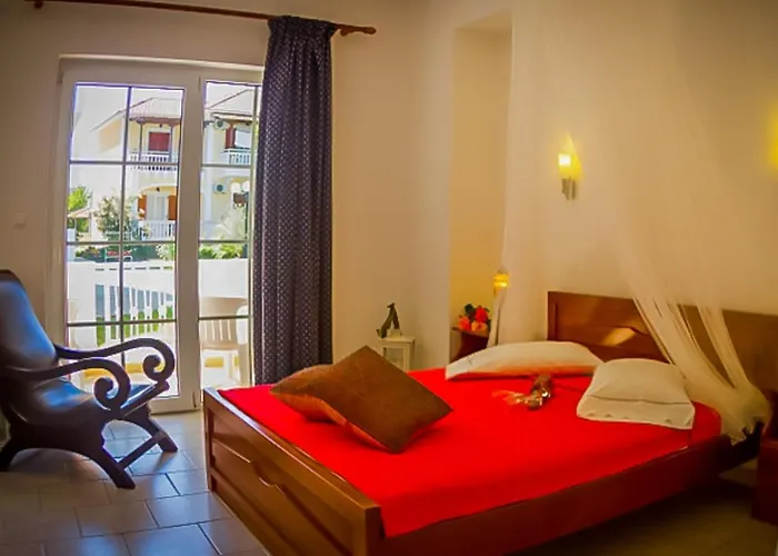 Garden Village Apartmanhotel Alikész