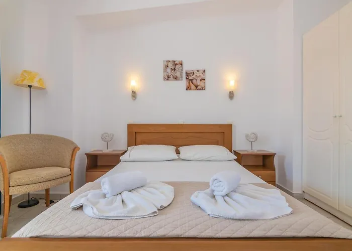 Garden Village Apartmanhotel Alikész