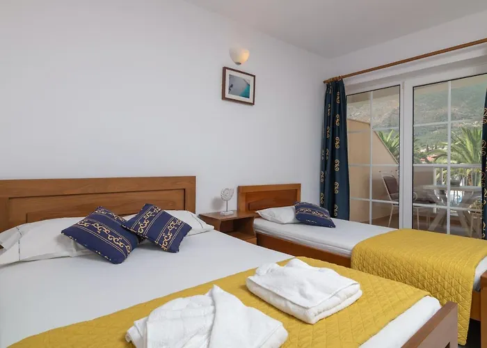 Garden Village Apartmanhotel 2*